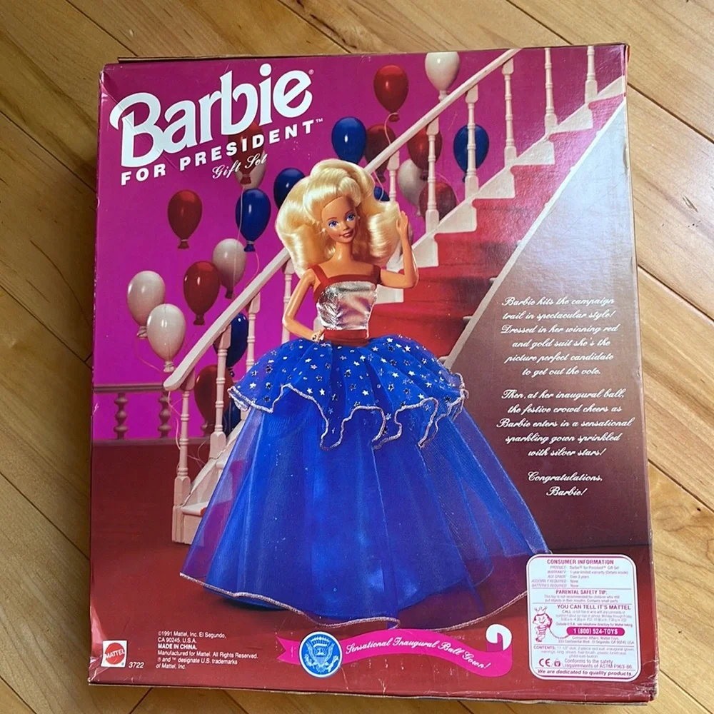 NRFB Vintage 🇺🇸 Barbie For President Gift Set 🇺🇸 - Picture 5 of 12